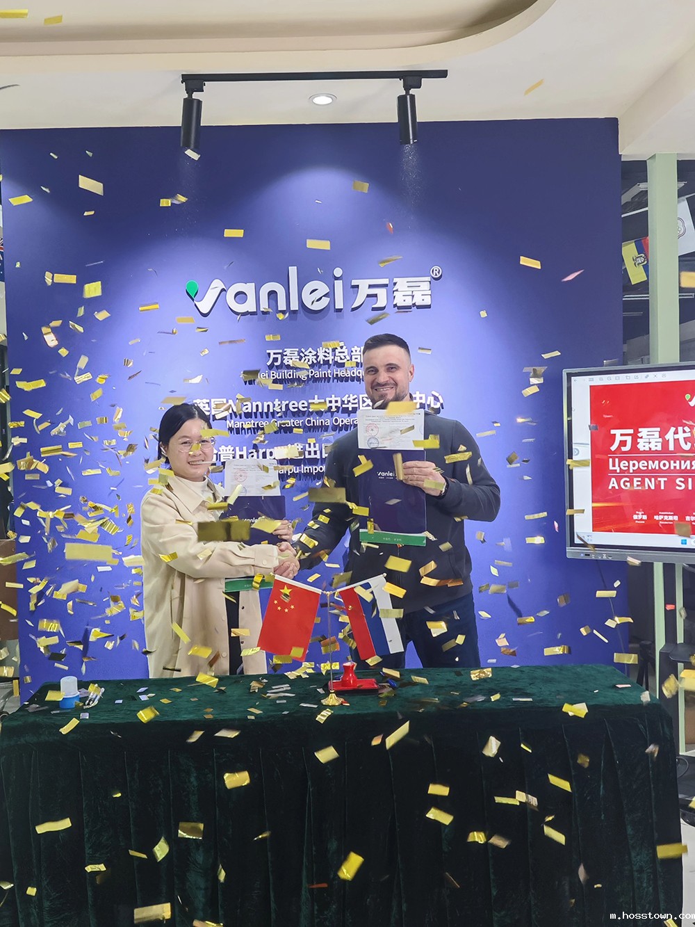 一天签下七国代理!开启俄罗斯市场大跨越!