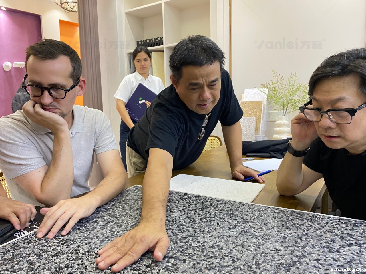 一个岛,9位数的酒店项目,taptap点点官网入口如何顺利落地?