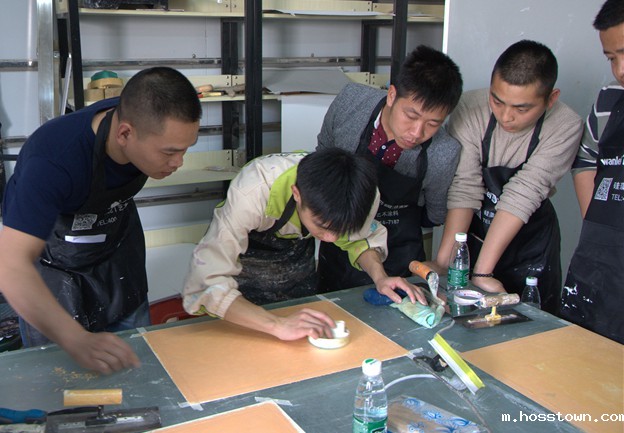 硅藻泥施工工艺培训